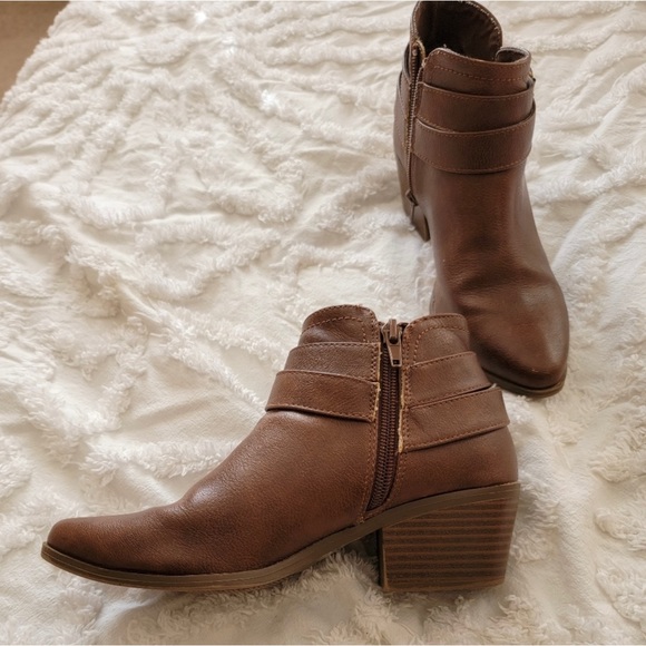 Charlotte Russe Dark Brown Low Heel Booties - Picture 7 of 11